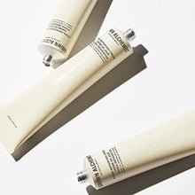 Load image into Gallery viewer, Grown Alchemist Hydra-Repair Day Cream with Camillia, Geranium Blossom & Vitamin E. Face Moisturizer to Prime and Hydrate Skin (65ml).
