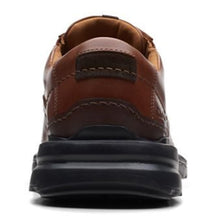 Load image into Gallery viewer, Clarks Men's Gessler Lace Oxford, Dark Tan Leather, 9.5