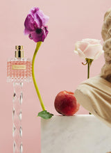 Load image into Gallery viewer, VALENTINO DONNA by Valentino, EAU DE PARFUM SPRAY 1.7 OZ