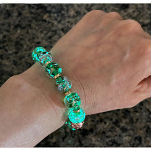 Load image into Gallery viewer, ARTSY CRAFTS INC Glow in The Dark Firefly Beaded Bracelets for Women, Ocean Blue Luminous Murano Firefly Bracelets Mermaid Crystals Healing Bracelet Bangle (Ocean Blue 6-7")