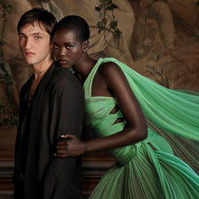 Load image into Gallery viewer, Valentino Donna Born in Roma Green Stravaganza Eau De Parfum Spray For Men, 1.7 Ounce
