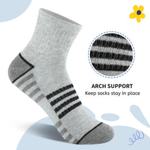 Load image into Gallery viewer, Comfoex Boys Socks 4-6 6-8 8-10 Years Old Athletic Quarter Socks Ankle Sports Socks With Cushioned Sole 6 Pairs