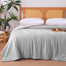 Load image into Gallery viewer, Amazon Basics Cooling Comforter, Soft Lightweight Waffle Weave Blanket for Hot Sleepers, Summer & All Season Bedding to Keep Cool for Night Sweats, 106"x90", King, Gray