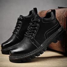 Load image into Gallery viewer, New Genuine Leather Men Boots Cow Leather Upper Durable Sole Lace up Autumn Winter Boots Daily Leisure Outdoor Shoes For Man