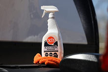 Load image into Gallery viewer, 303 Black Streak Remover - Removes Black Streaks and Dirt, Eco-Friendly, Provides A Clean, Streak-Free Finish on RVs, Campers, Pop-Ups, Motorhomes, and Boats, 32oz (30243CSR)