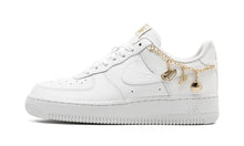 Load image into Gallery viewer, Nike Womens WMNS Air Force 1 '07 LX DD1525 100 Lucky Charms - Size 7.5W