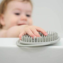 Load image into Gallery viewer, haakaa Silicone Shampoo Brush - Soft Cradle Cap Brush Comb | Hair Scalp Massager, Soft Bristles for Newborns & Toddlers,Ideal Baby Registry Gift - 1pk