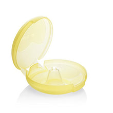 Load image into Gallery viewer, Medela Contact Nipple Shield for Breastfeeding, 20mm Small Nippleshield, For Latch Difficulties or Flat or Inverted Nipples, 2 Count with Carrying Case, Made Without BPA