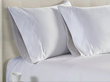 Load image into Gallery viewer, CHATEAU HOME COLLECTION 100% Egyptian Cotton Sheets King Size, 800 Thread Count White 4 Piece Sheet Set, Solid Sateen Weave, 16" Deep Pocket (Fits Upto 18" Mattress), Long Staple Cotton Bedsheet Set