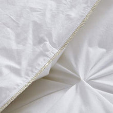 Load image into Gallery viewer, Luxurious All-Season Goose Down Comforter Queen Size Duvet Insert, Exquisite Pinch Pleat Design, Premium Baffle Box, 1200 Thread Count 100% Egyptian Cotton, 750+ Fill Power, 55 oz Fill Weight, White