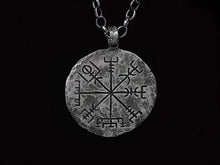 Load image into Gallery viewer, 925 Sterling Silver Viking Compass Vegvisir Pendant Hand Hammered Norse Jewelry Necklace