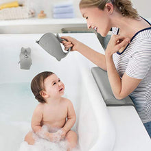 Load image into Gallery viewer, Skip Hop Baby Bath Rinse Cup, Moby Tear-free Waterfall Rinser, Grey