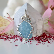 Load image into Gallery viewer, Raw Aquamarine Necklace - Blue Aquamarine Crystal Pendant - Sterling Silver - March Birthstone - Gift for Her with Gift Box - Aquamarine Stone