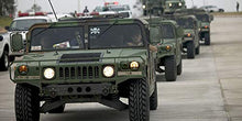 Load image into Gallery viewer, 1:36 Scale Diecast Metal Model Multipurpose Wheeled Vehicle Humvee US Army Russian Die-cast Toy