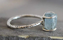 Load image into Gallery viewer, Raw Aquamarine Gemstone Sterling Silver Ring size 7