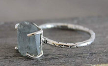Load image into Gallery viewer, Raw Aquamarine Gemstone Sterling Silver Ring size 7