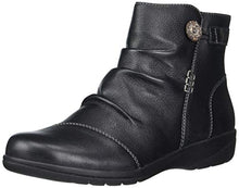 Load image into Gallery viewer, Clarks Women's Cheyn Zoe Ankle Boot, Black Leather, 9