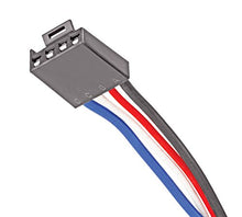 Load image into Gallery viewer, Reese Towpower 8506911 Brake Control Adapter Harness (for GM Models)