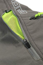 Load image into Gallery viewer, Endura Hummvee 3/4 Baggy Cycling Short II Black, Small