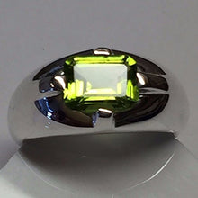 Load image into Gallery viewer, Natural 2ct Green Peridot 925 Solid Sterling Silver Unisex Ring Size 6