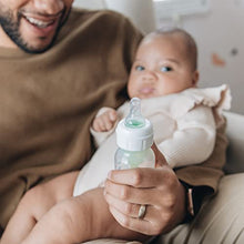 Load image into Gallery viewer, Dr. Brown’s Anti-Colic Options+ Narrow Baby Bottle Gift Set with 4oz & 8oz Bottles & PreVent Pacifier