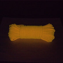 Load image into Gallery viewer, Glow in The Dark Zesty 21 Strand 550 Luminous Paracord Parachute Rope Cord