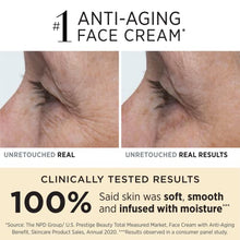 Load image into Gallery viewer, IT Cosmetics Confidence in a Cream - Facial Moisturizer - Reduces the Look of Wrinkles & Pores, Visibly Brightens Skin - With Hyaluronic Acid & Collagen - 2.0 fl oz