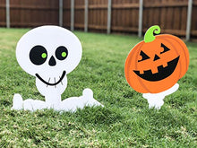 Load image into Gallery viewer, amscan Family Friendly Skeleton and Ghost Corrugate Yard Stake Signs Halloween Trick or Treat Party Outdoor Decoration, Plastic, 20" x 16", Pack of 6.