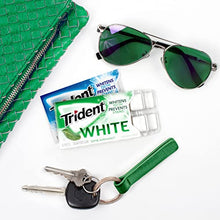 Load image into Gallery viewer, Trident White Sugar Free Gum Variety Pack, Peppermint & Spearmint Flavors, 12 Packs (192 Pieces Total)