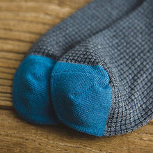 Load image into Gallery viewer, Men's 100% Cotton Knitted Socks Dress and Casual & Mens All-season Crew Socks Pack of 5