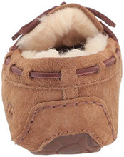 Load image into Gallery viewer, UGG Women's Dakota Slipper, Chestnut, 8