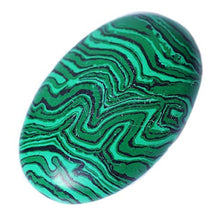 Load image into Gallery viewer, Yuanxi Oval Worry Stones,Palm Pocket Energy Stone,Healing Crystal with Velvet Bag,Healing Gemstone Worry Therapy Smooth Soap Shape (Green Malachite)