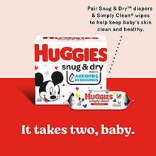 Load image into Gallery viewer, Baby Wipes, Unscented, Huggies Simply Clean Fragrance-Free Baby Diaper Wipes, 11 Flip Lid Packs (704 Wipes Total)