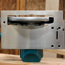 Load image into Gallery viewer, Makita 5007F Circular Saw
