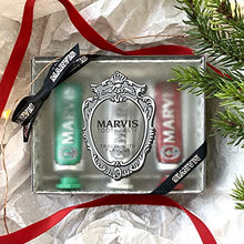 Load image into Gallery viewer, Marvis Toothpaste Travel with Flavour Set