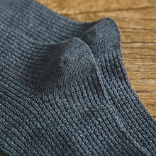 Load image into Gallery viewer, Men's 100% Cotton Knitted Socks Dress and Casual & Mens All-season Crew Socks Pack of 5