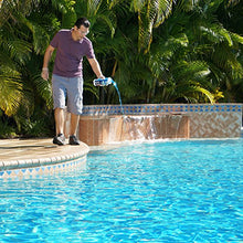 Load image into Gallery viewer, Clorox Pool&Spa Green Algae Eliminator2 32 oz