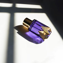 Load image into Gallery viewer, ROYALTY BY MALUMA Amethyst - Perfume for Women - Luxurious and Sensual Scent - Opens with Notes of Pink Orchid and Clementine - Perfect for Date Night or Evening Out - 1 oz EDP Spray
