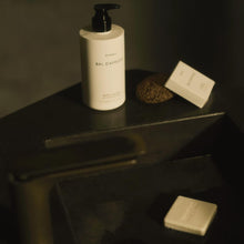 Load image into Gallery viewer, Intercontinental Bal D Afrique Hair Shampoo &amp; Conditioner, with Marigold, Bergamot, Chamomilla, Cyclamen, and Amber, (450ml each)
