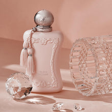 Load image into Gallery viewer, Parfums de Marly - Delina Exclusif - 1 Fl Oz - Parfum for Women - Top Notes Pear, Lychee, Grapefruit - Heart Notes Rosa Damascena, Incense, Vetiver - Base Notes Vanilla, Musk, Evernyl - 30ml
