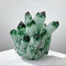 Load image into Gallery viewer, Natural Crystal Cluster Clear Quartz Mineral Crystal Cluster Cluster Healing Ornament Hue Reflection Feng Shui Home Decor (Green)
