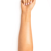 Load image into Gallery viewer, ICONIC LONDON Underglow Blurring Primer | Blurs Imperfections and Gives Skin a Radiant Glow, Cruelty-Free, Vegan Makeup, 0.91 Fl oz

