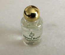 Load image into Gallery viewer, Etivel China Rain Perfume Essence China Rain Perfume Oil Alcohol Free Vegan Paraben Free Phthalate Free TSA Ready
