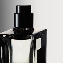 Load image into Gallery viewer, philosophy pure grace eau de parfum - crisp &amp; clean women's perfume - with notes of water lily, leafy greens &amp; musk - long lasting fragrance - 2 fl oz
