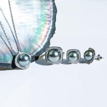 Load image into Gallery viewer, mihiarii Tahitian Black Pearl Earring and Necklace Set
