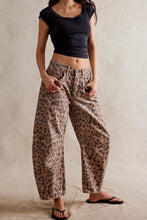 Load image into Gallery viewer, Womens Mid Rise Barrel Jeans Vintage Loose Wide Leg Jeans Cropped Denim Pants Y2k Baggy Boyfriend Jeans (X-Small,Leopard Khaki)
