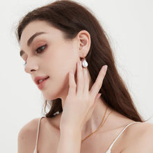 Load image into Gallery viewer, Vitalitti Baroque Pearl Drop Dangle Earrings, Dainty Gold Earrings for Women, Luxury Lustrous Baroque Pearl Jewelry
