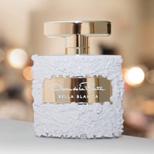 Load image into Gallery viewer, Oscar de la Renta Bella Blanca Body Lotion for Women, 6.7 Fl. Oz.
