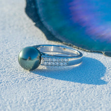 Load image into Gallery viewer, mihiarii Tahitian Black Pearl Anniversary Ring Moissanite Iced Out Sterling Silver S925 Rings Birthday Mothers Day Valentines Day Christmas Gifts for Mom Her Women 7
