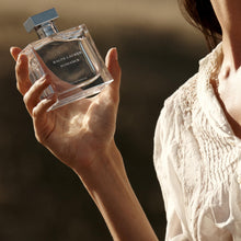 Load image into Gallery viewer, Ralph Lauren FRAGRANCES Romance - Eau de Parfum - Women's Perfume - Floral &amp; Woody - With Rose, Jasmine, and Berries - Medium Intensity - 1 Fl Oz
